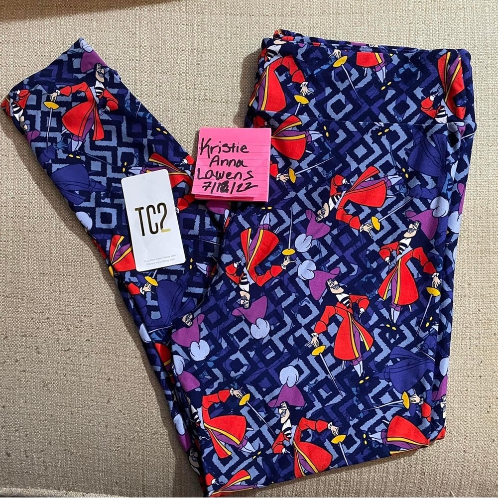 New Lularoe TC2 Captain Hook Leggings